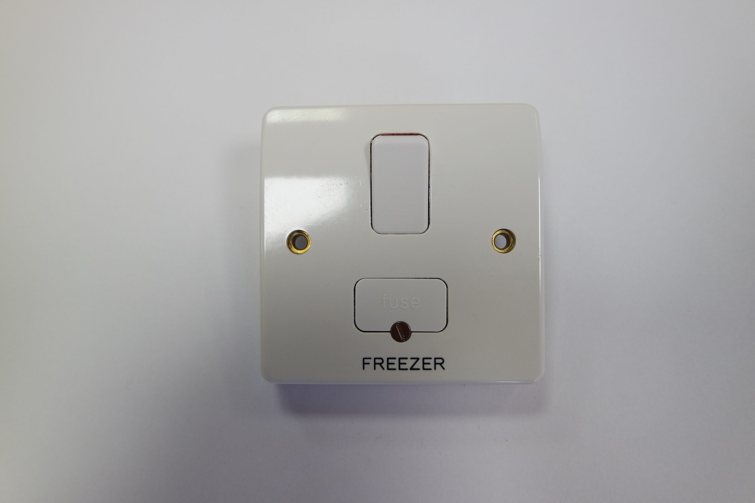 5 Pack - MK K330WHI Fused Spur - Engraved 'Freezer'