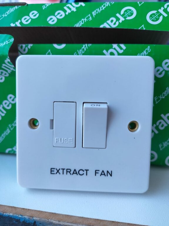 5 Pack - Crabtree 4827 Fused Connection Unit - Engraved 'Extract Fan'
