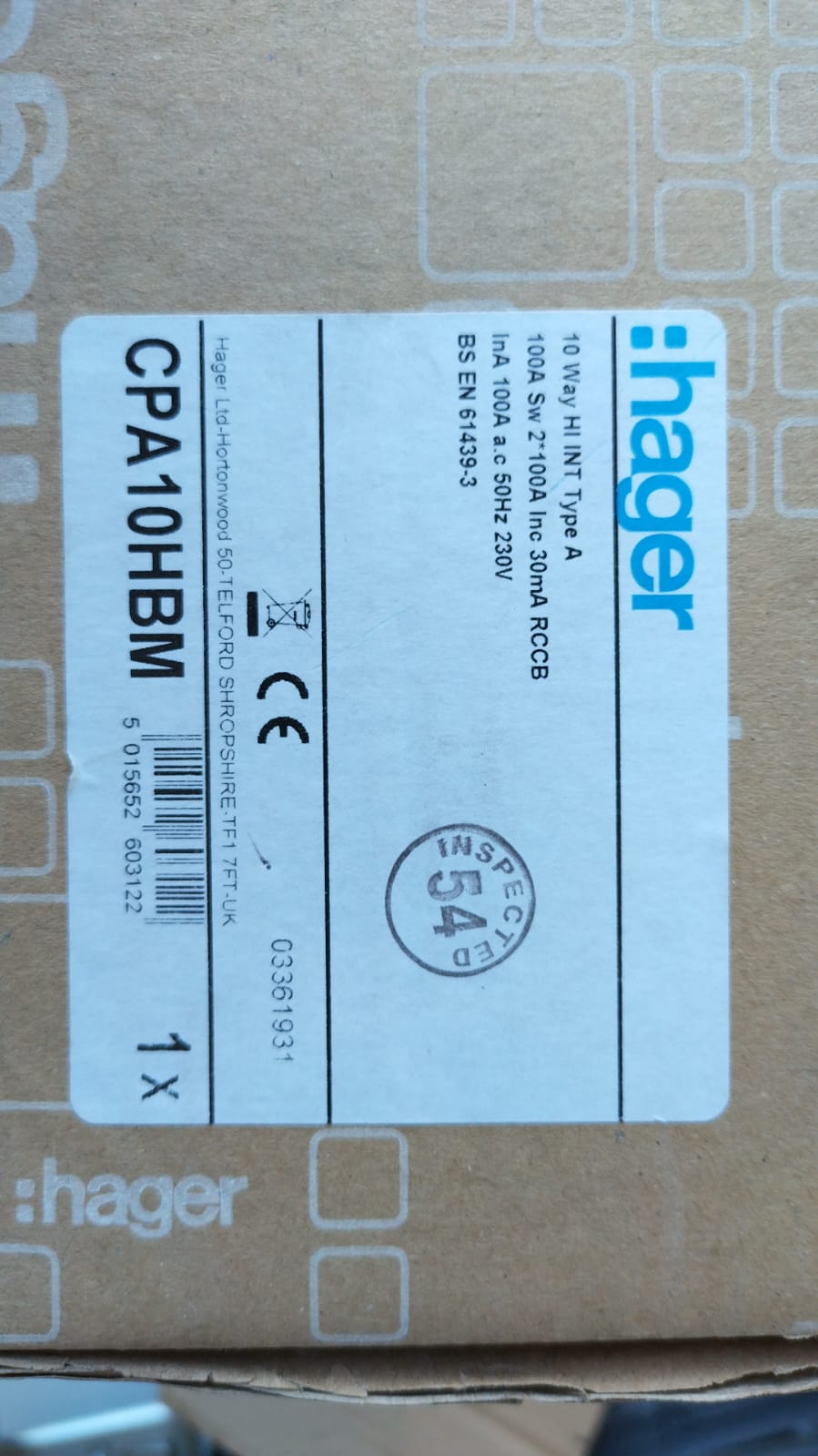 Hager 100A 10-14 Way Metal Consumer Unit (CP10HBM) - Image 4